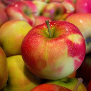 Apfel Jonagold (saftig, frisch)
