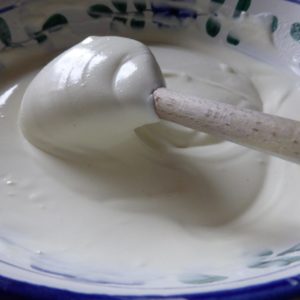 Cremige Caro Joghurttopfen aus pasteurisierter Schafmilch