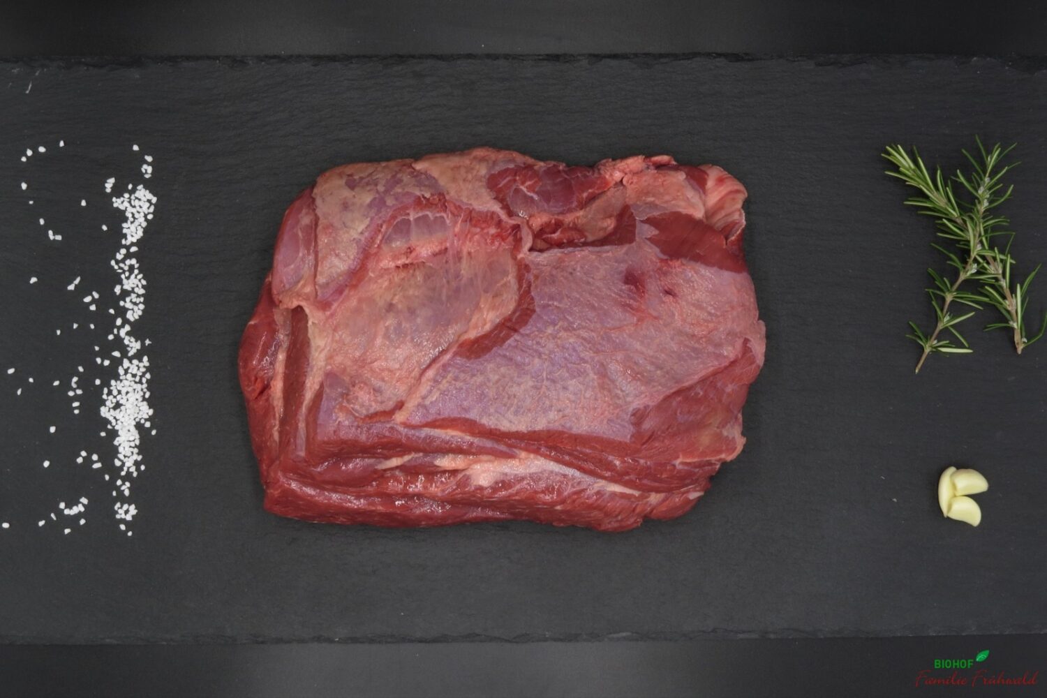 Hals im Ganzen Verwendungszweck: für Gulasch (leicht durchzogen)